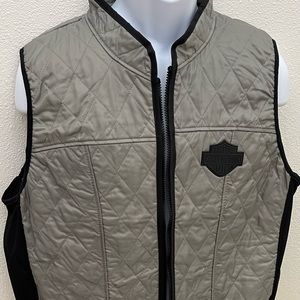 HD riding vest for all seasons.